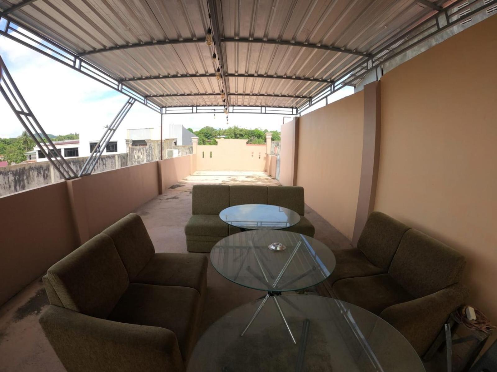 Innbox Hostel Sorong Zewnętrze zdjęcie